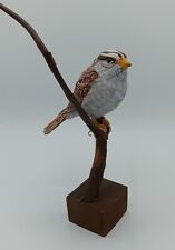 White Crown Sparrow Bird life size scupture,fine Wood Carving picture