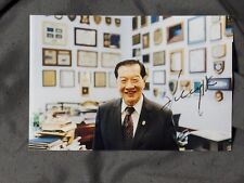 Henry Lee PhD forensic pathologist signed autographed photo University New Haven picture